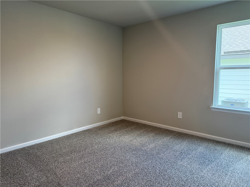 1020 Legrand Street Brenham, TX 77833 - Photo 7 of 9