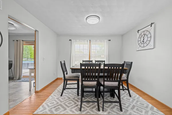 $359,900 | 9719 86th St Court West, Taylor Ridge, IL 61284