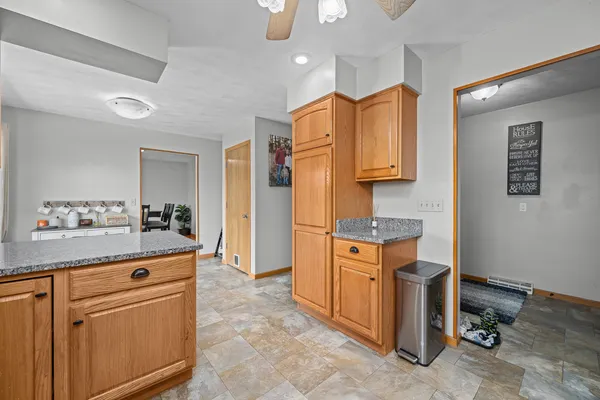 $359,900 | 9719 86th St Court West, Taylor Ridge, IL 61284