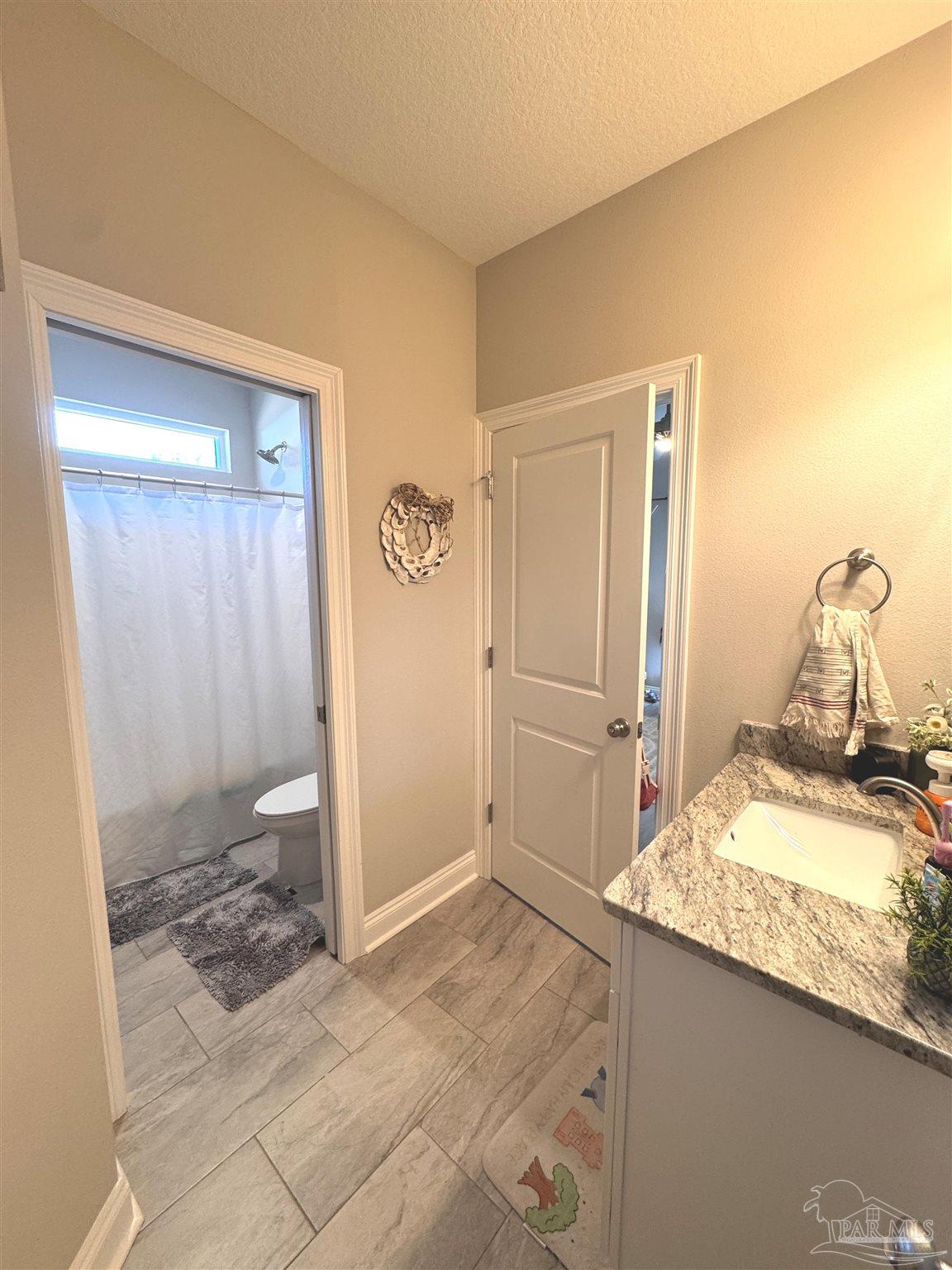 5596 Kailey Road Milton, FL 32583 - Photo 5 of 19