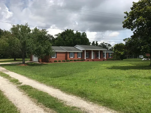 $2,100 | 10091 Highway 17, Wilmington, NC 28411