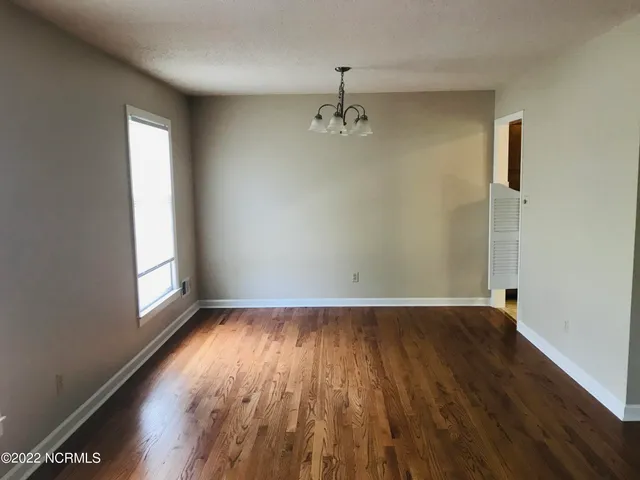 $2,100 | 10091 Highway 17, Wilmington, NC 28411