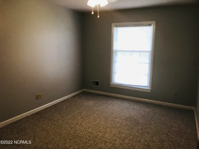 $2,100 | 10091 Highway 17, Wilmington, NC 28411