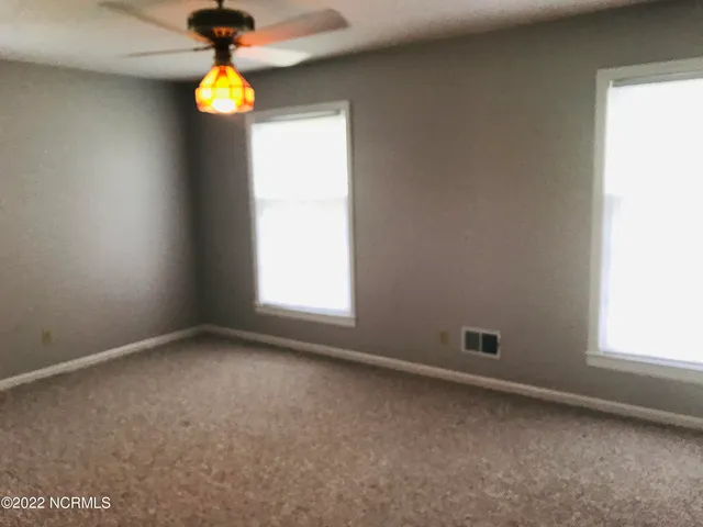 $2,100 | 10091 Highway 17, Wilmington, NC 28411