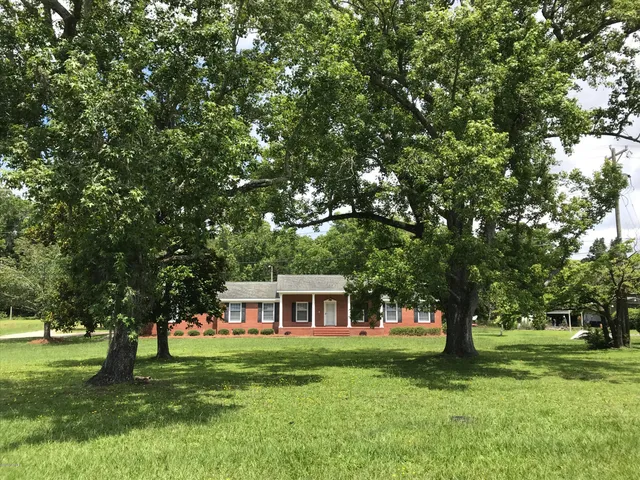 $2,100 | 10091 Highway 17, Wilmington, NC 28411