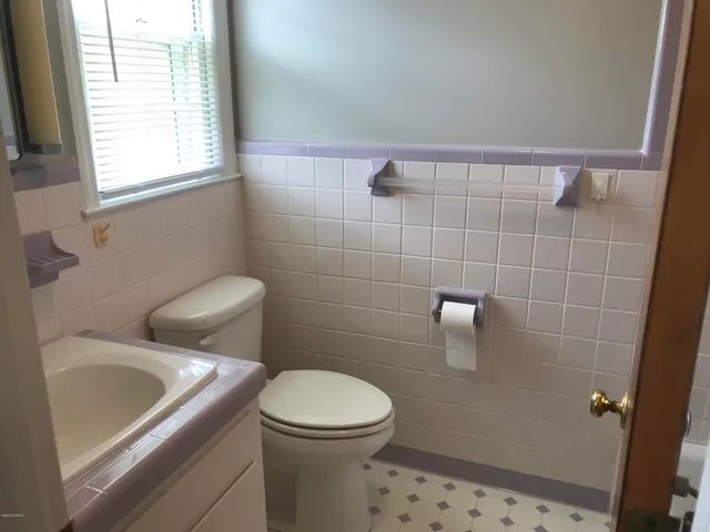 $2,100 | 10091 Highway 17, Wilmington, NC 28411