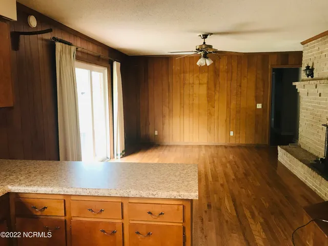 $2,100 | 10091 Highway 17, Wilmington, NC 28411