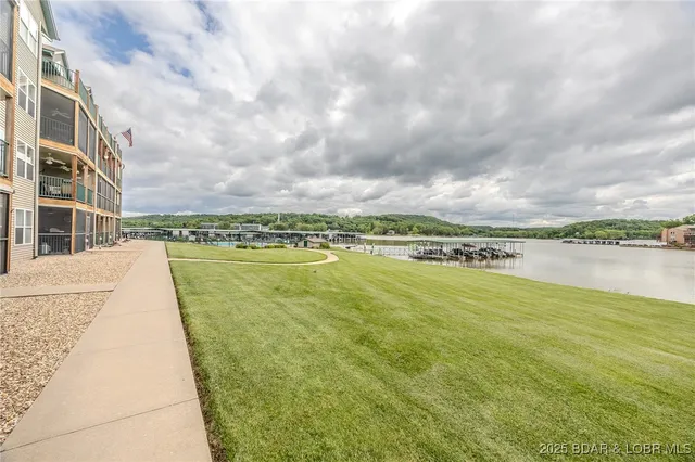$349,000 | 272 Cedar Glen Drive, Unit 3A, Camdenton, MO 65020
