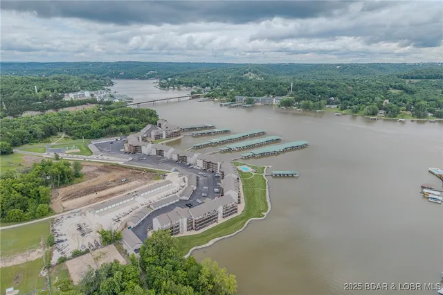 $349,000 | 272 Cedar Glen Drive, Unit 3A, Camdenton, MO 65020