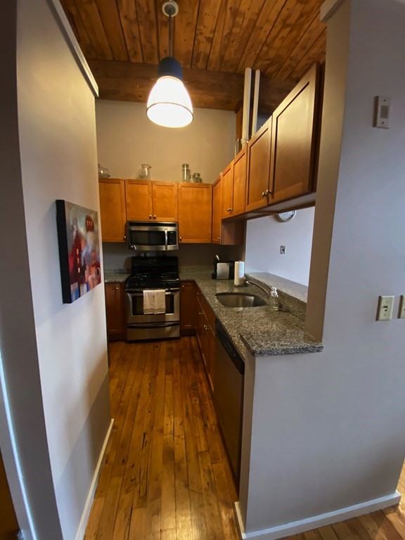 1 Envelope Terrace, Unit 204 Worcester, MA 01604 - Photo 13 of 17