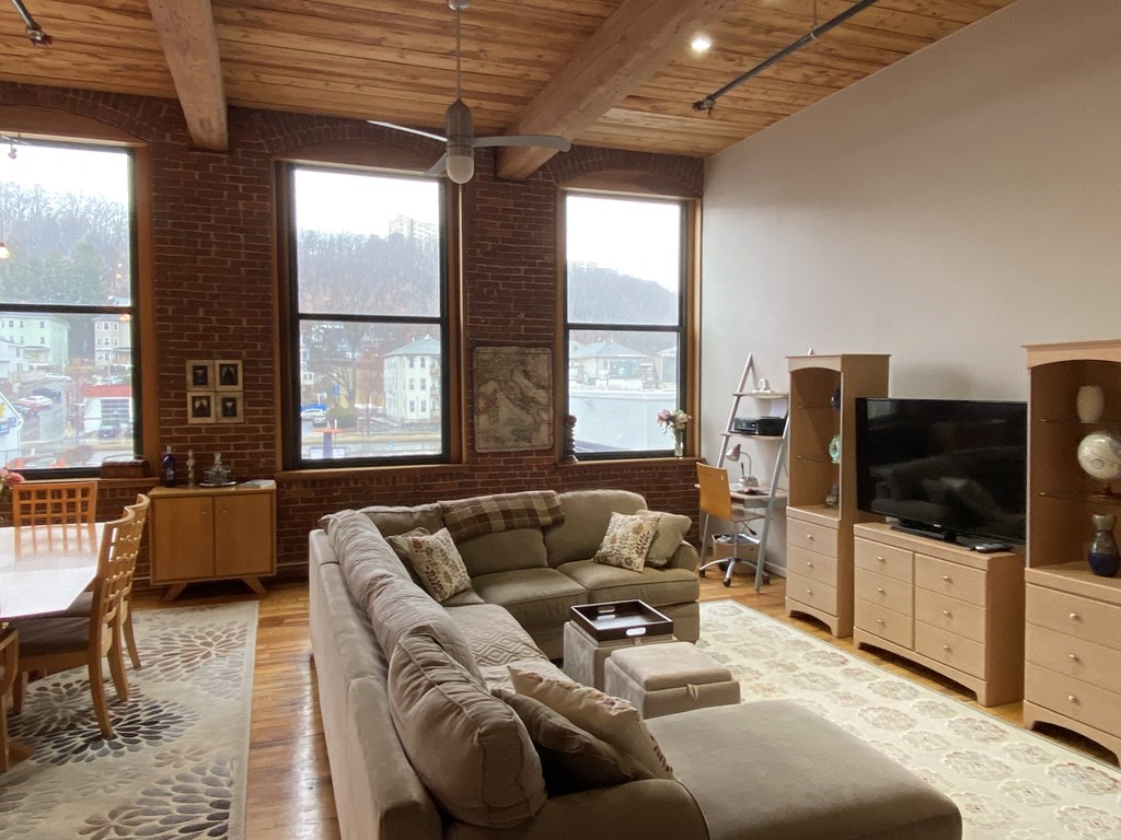 1 Envelope Terrace, Unit 204 Worcester, MA 01604 - Photo 8 of 17