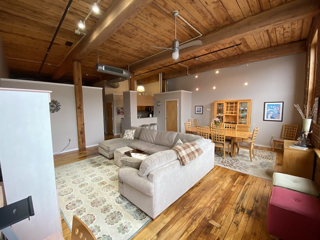 1 Envelope Terrace, Unit 204 Worcester, MA 01604 - Photo 10 of 17