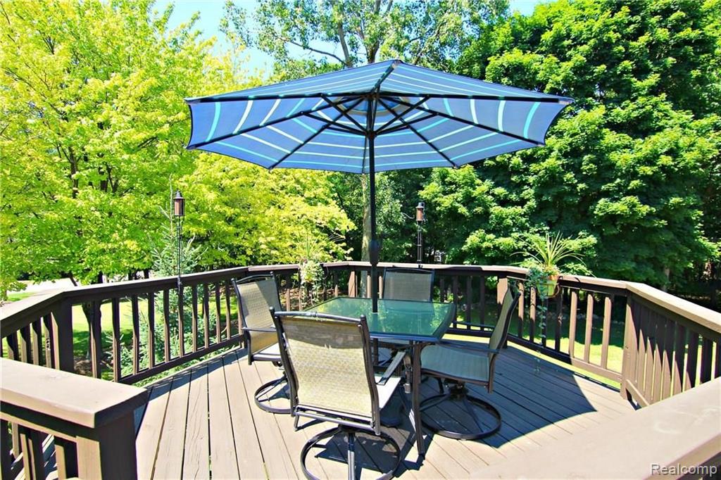 2506 Ulster Road Rochester Hills, MI 48309 - Photo 10 of 34