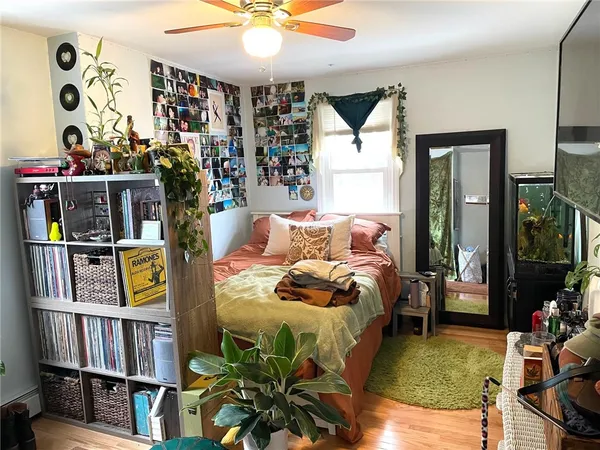 $2,600 | 15 Third School Street, Unit 1, Bristol, RI 02809