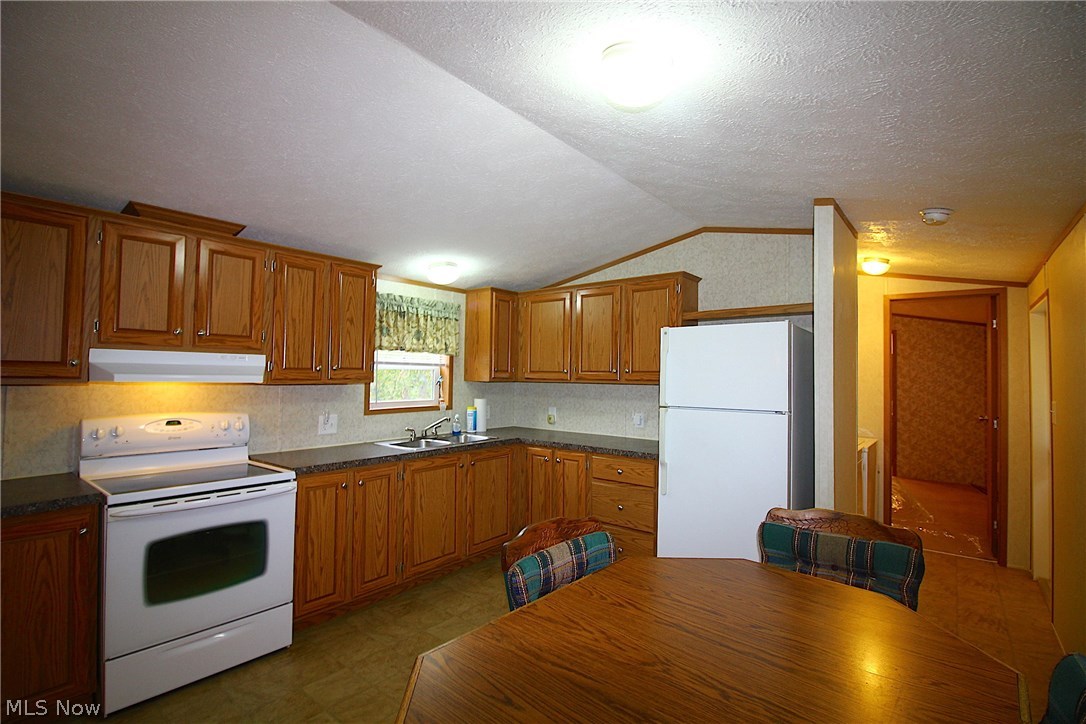 56564 McGee Road Shadyside, OH 43947 - Photo 8 of 18 Gallery Image 8