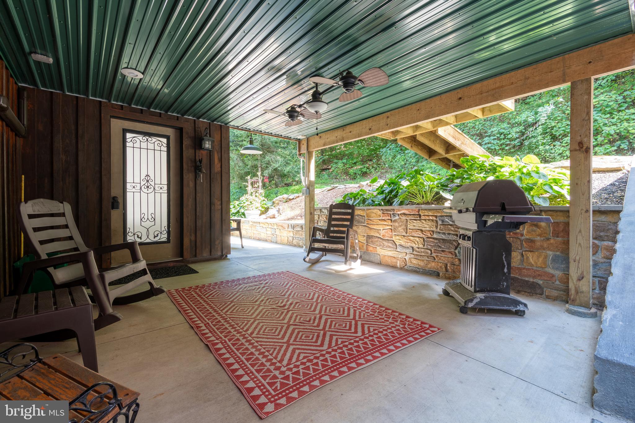 674 Bull Run Road Wrightsville, PA 17368 - Photo 47 of 62 a living room with furniture and a balcony