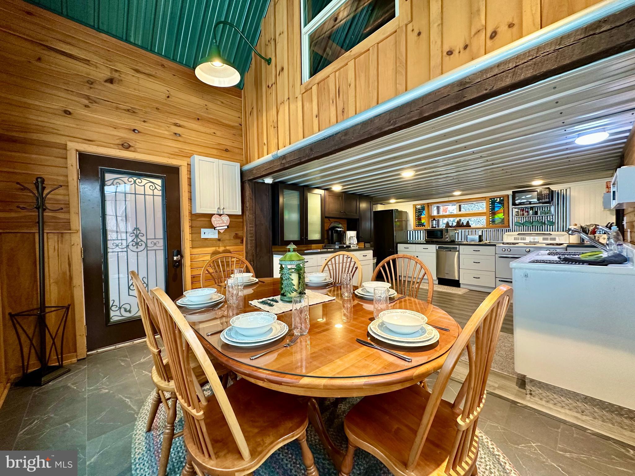 674 Bull Run Road Wrightsville, PA 17368 - Photo 6 of 62 a dining room with furniture and a table