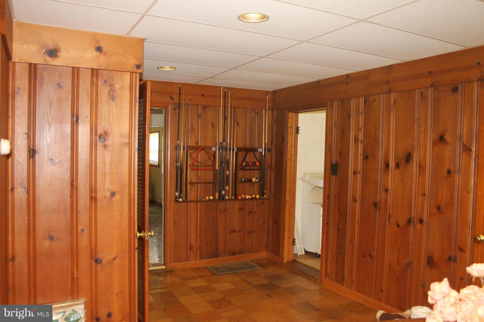 6666 Carters Run Road Marshall, VA 20115 - Photo 13 of 30 Family Room