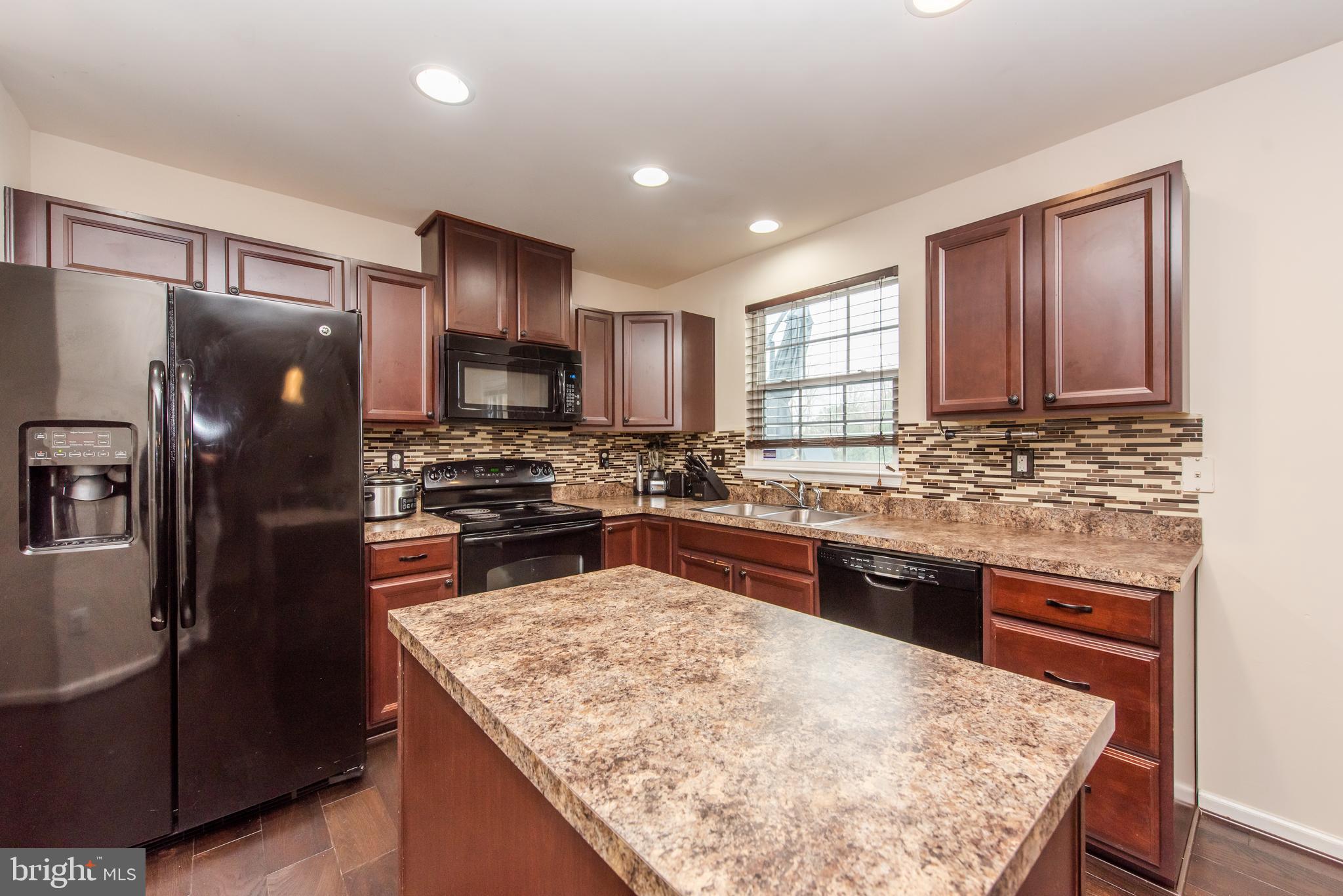 7344 Windsor Mill Road Windsor Mill, MD 21244 - Photo 14 of 45 Kitchen