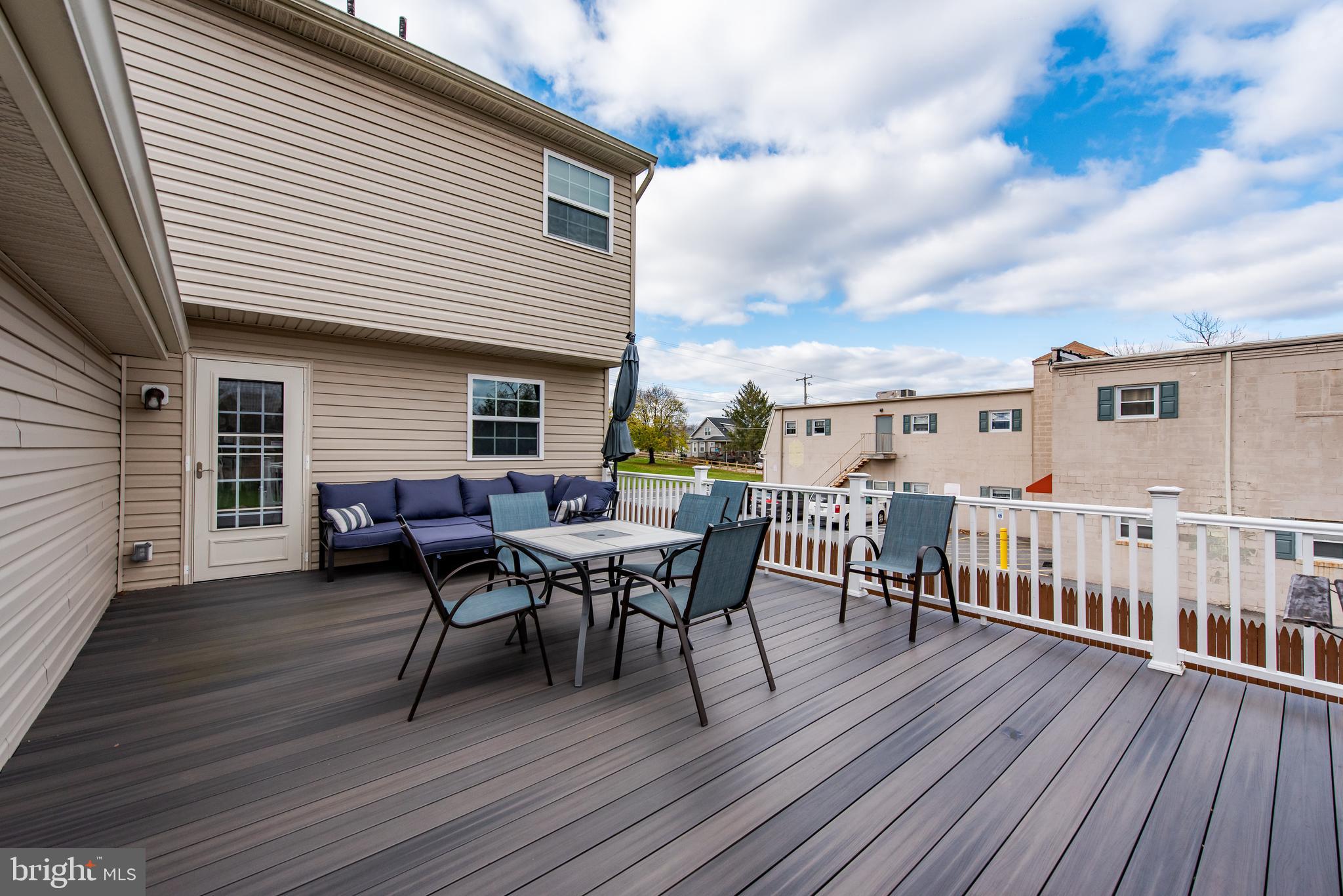7344 Windsor Mill Road Windsor Mill, MD 21244 - Photo 43 of 45 Rear deck