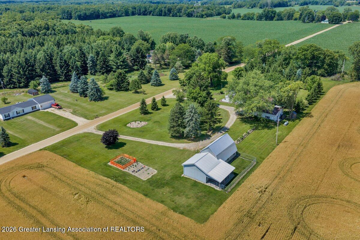 2234 West Taft Road Perrinton, MI 48871 - Photo 14 of 37 dji_fly_20260628_121042_0083_17826687938