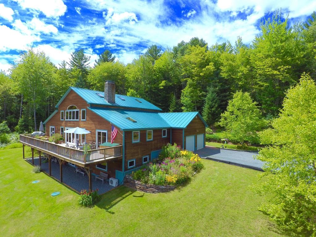 1865 Shadow Lake Road Waterford, VT 05819 - Photo 4 of 34