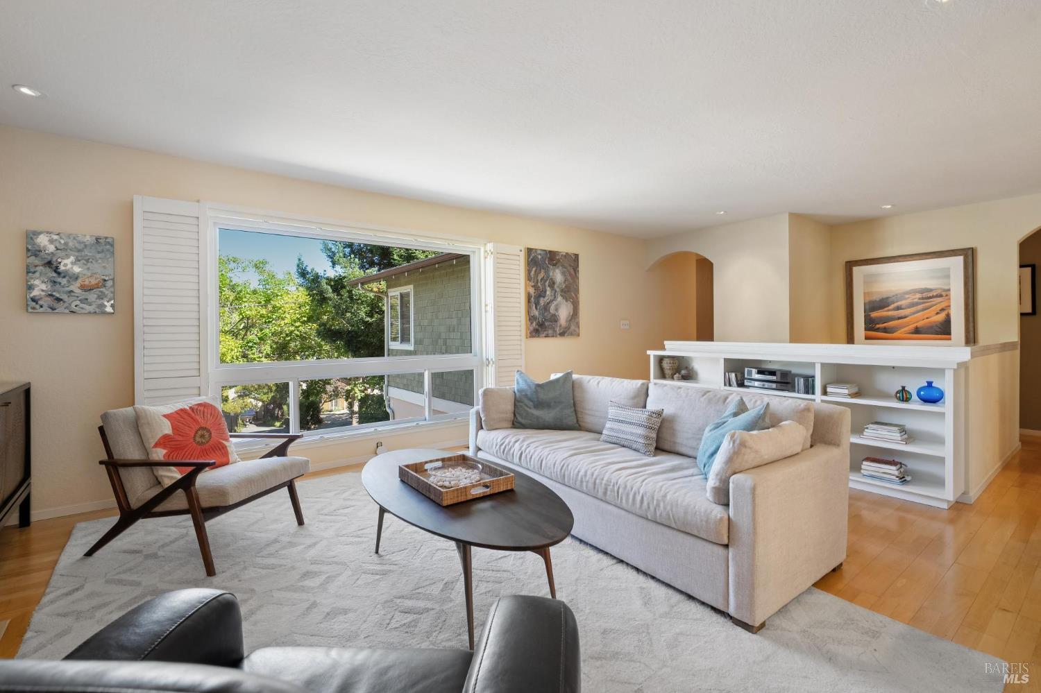 87 Butterfield Road San Anselmo, CA 94960 - Photo 4 of 30 Gallery Image 4