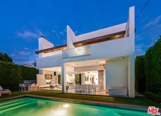 $3,750,000 | 633 North Laurel Avenue, Los Angeles, CA 90048