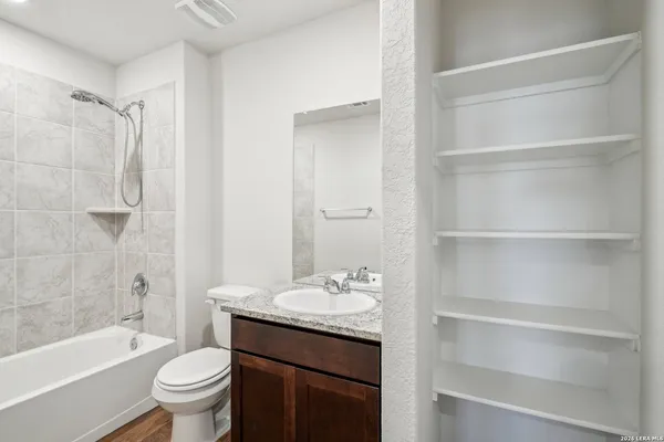 $1,695 | 15419 Puffins, San Antonio, TX 78253