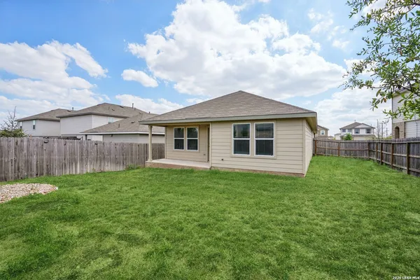 $1,695 | 15419 Puffins, San Antonio, TX 78253