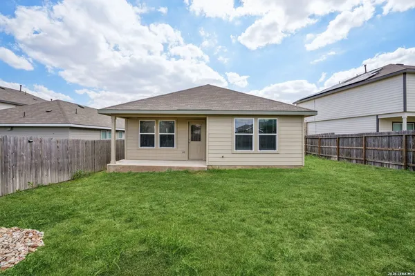 $1,695 | 15419 Puffins, San Antonio, TX 78253