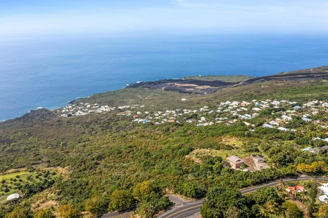 a view of yard with ocean view