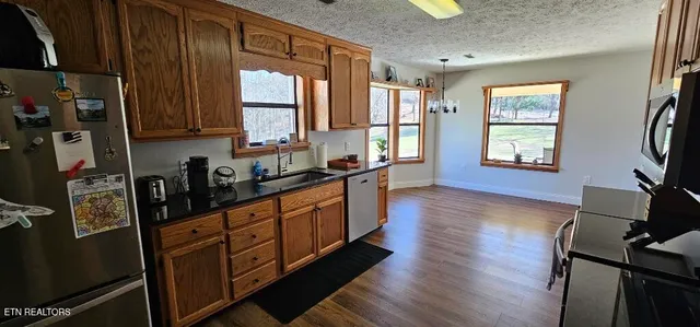 $435,000 | 852 Eagle View Drive, Kodak, TN 37764