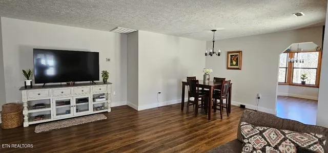 $435,000 | 852 Eagle View Drive, Kodak, TN 37764