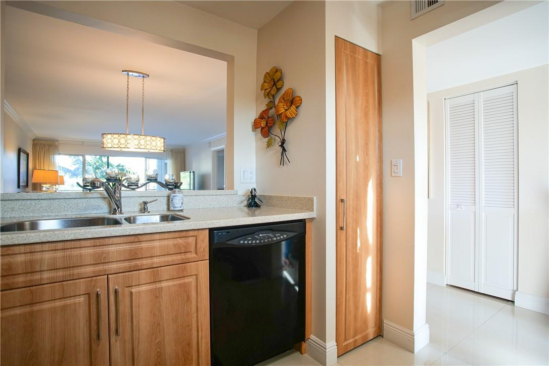 3930 Inverrary Boulevard, Unit 207D Lauderhill, FL 33319 - Photo 13 of 48 Photo 13