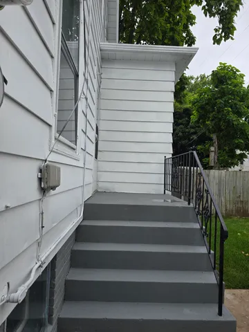 $140,000 | 1105 Reschke Avenue, Racine, WI 53404