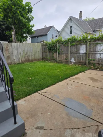 $140,000 | 1105 Reschke Avenue, Racine, WI 53404