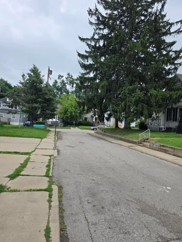 $140,000 | 1105 Reschke Avenue, Racine, WI 53404