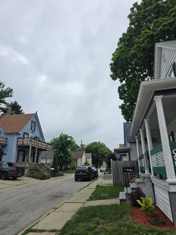 $140,000 | 1105 Reschke Avenue, Racine, WI 53404