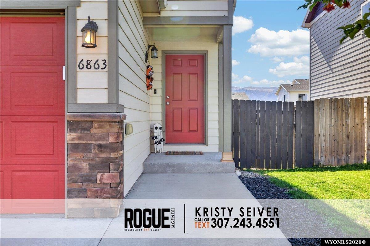 6863 Umpqua River Road Casper, WY 82604 - Photo 2 of 49 Gallery Image 2