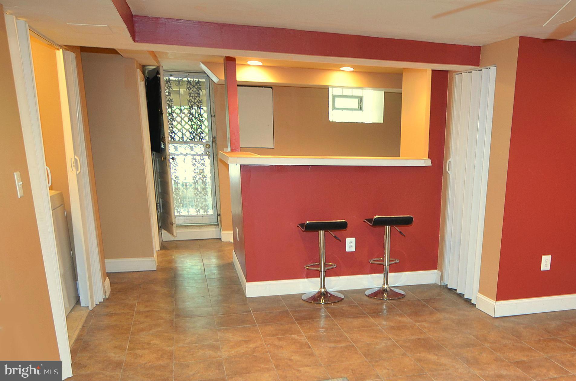 3909 Yolando Road Baltimore, MD 21218 - Photo 21 of 30 Family Room