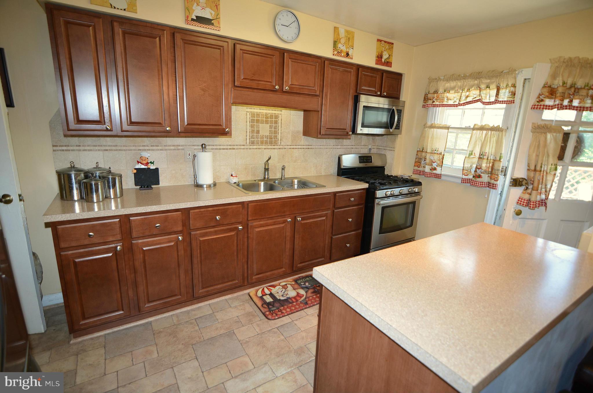 3909 Yolando Road Baltimore, MD 21218 - Photo 10 of 30 Kitchen