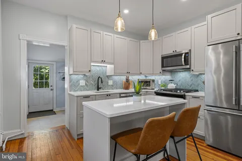 $625,000 | 117 West Gravers Lane, Philadelphia, PA 19118