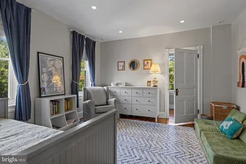 $625,000 | 117 West Gravers Lane, Philadelphia, PA 19118