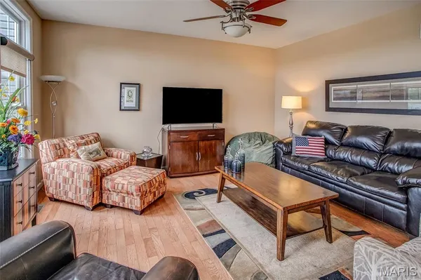 $330,000 | 306 Pelican Way, Grafton, IL 62037