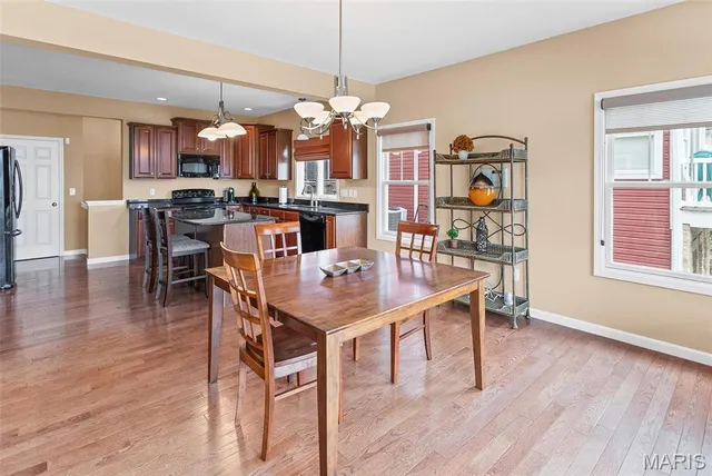 $330,000 | 306 Pelican Way, Grafton, IL 62037