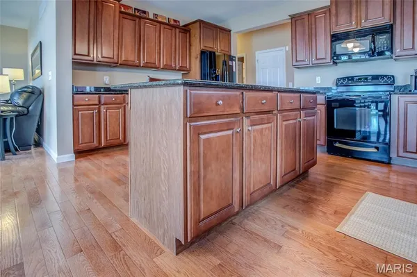 $330,000 | 306 Pelican Way, Grafton, IL 62037