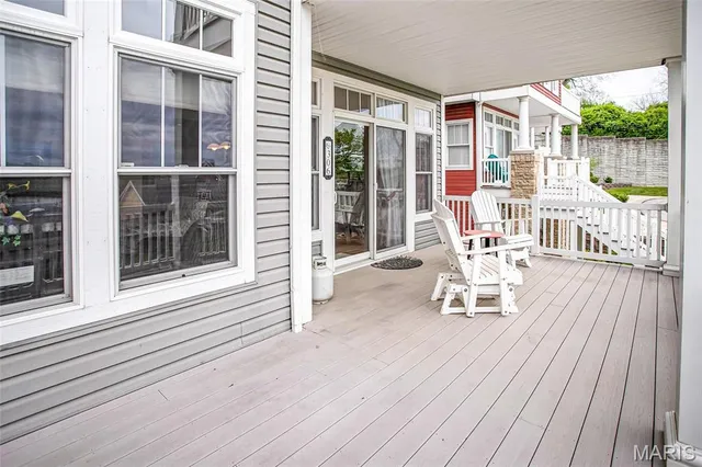 $330,000 | 306 Pelican Way, Grafton, IL 62037