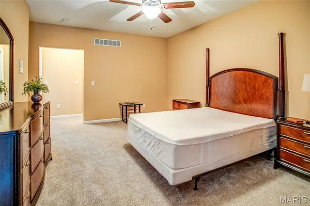 $330,000 | 306 Pelican Way, Grafton, IL 62037