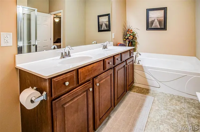 $330,000 | 306 Pelican Way, Grafton, IL 62037